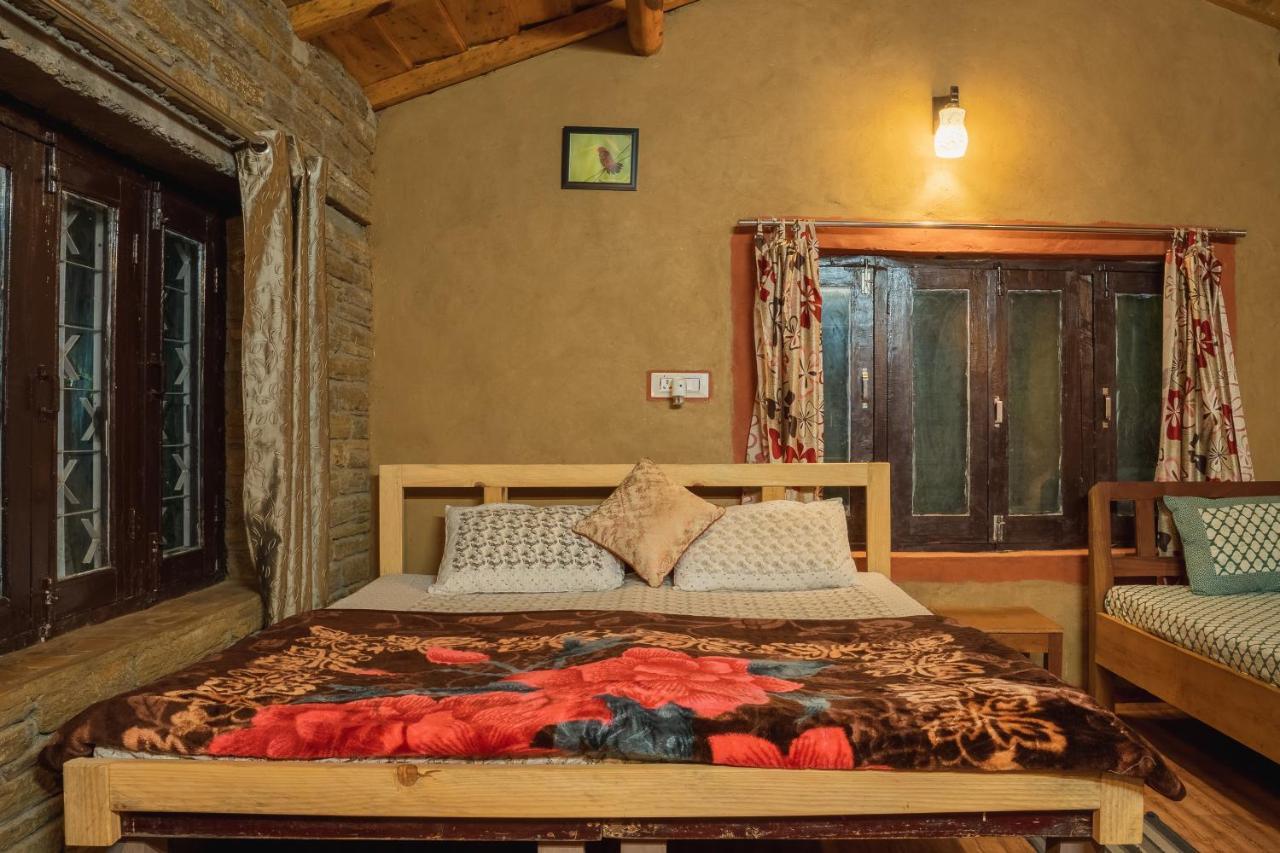 Zenoaks Homestay Almora Eksteriør billede