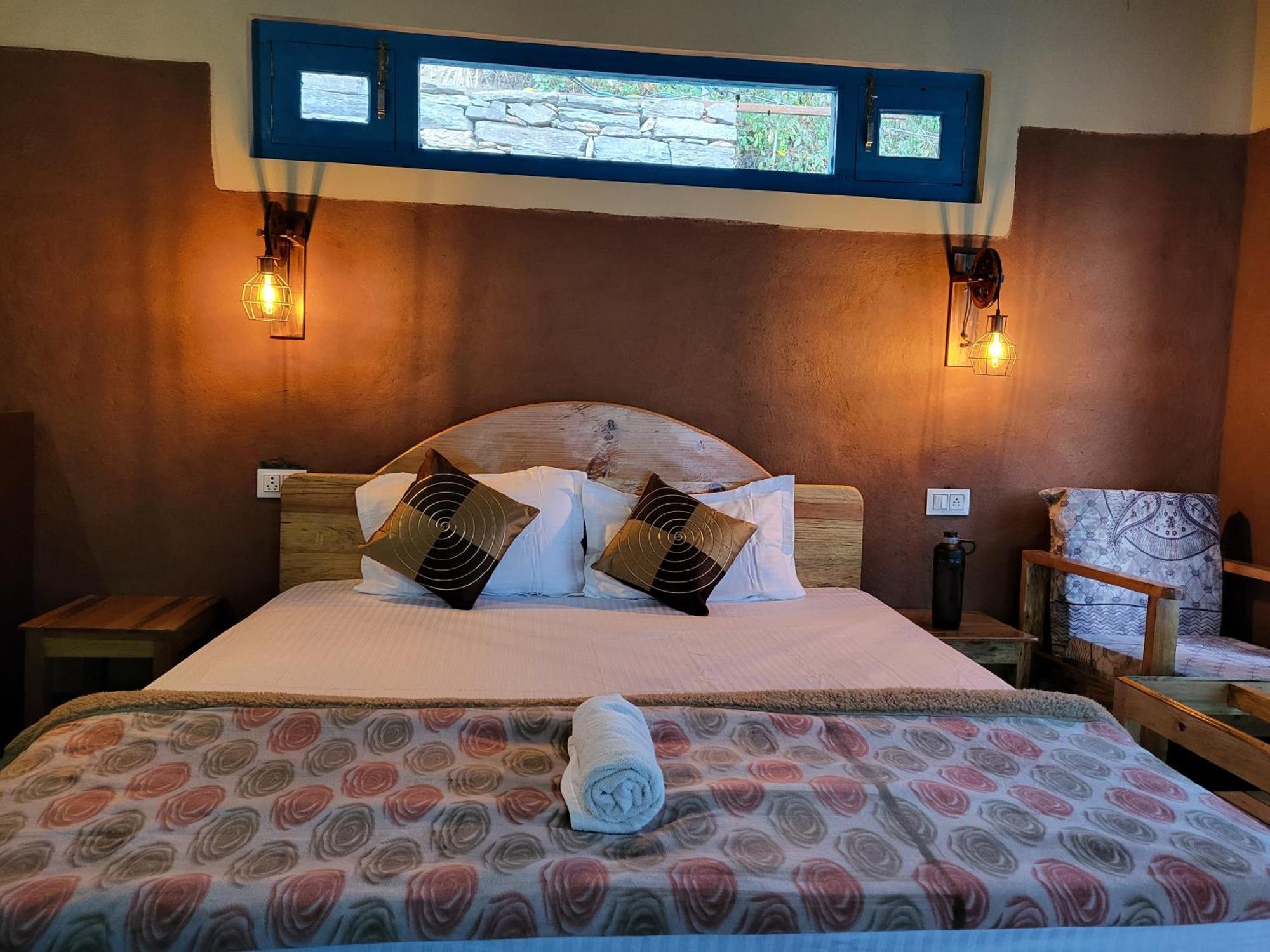 Zenoaks Homestay Almora Eksteriør billede