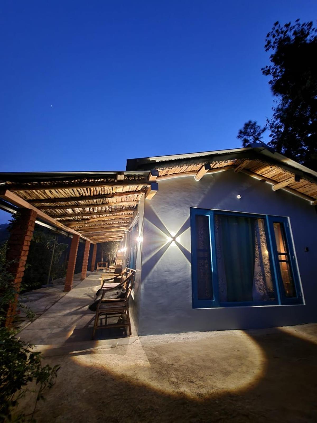 Zenoaks Homestay Almora Eksteriør billede